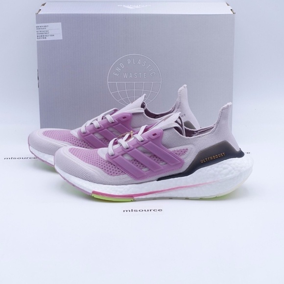NEW adidas Women's UltraBoost 21 Recycled Primeblue Running Shoes S23831